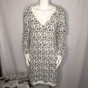 White Mark Couture Collection XL sweater dress